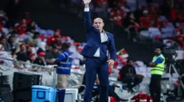 توروب يؤكد للاعبين عزمه على كتابة التاريخ بقوة